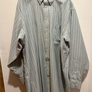 Men's Striped Gray Shirt